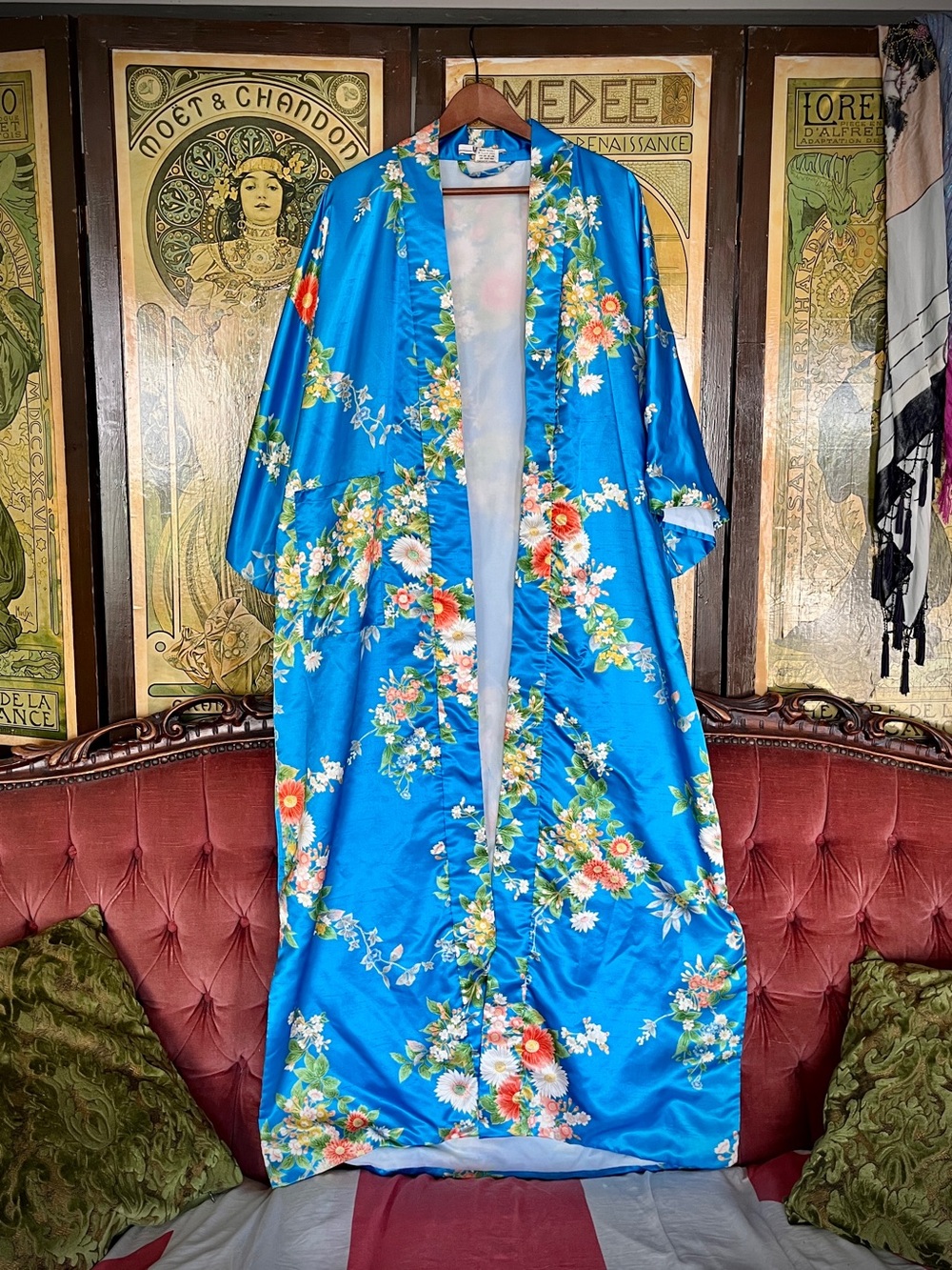 Vintage 70s I. Magnin Floral Kimono Robe Blue Satin Dressing Gown Made in Japan - Picture 3 of 14